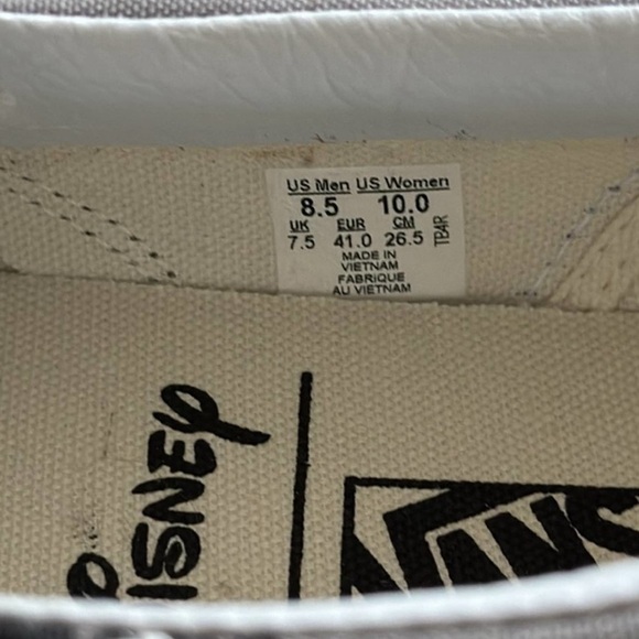 Disney x Vans | Classic Slip Ons Mickey Mouse Size 8.5 Men/10 Women NIB - Picture 4 of 10